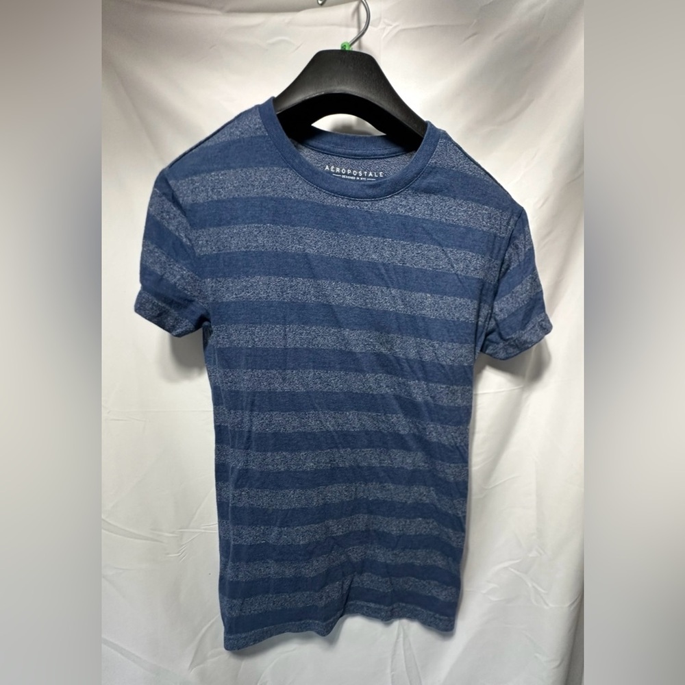 AEROPOSTALE Men’s/Teens Crew Neck Tee Shirt with Blue Stripes